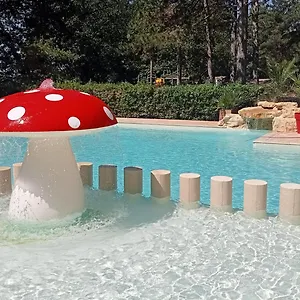 Camping Parc Saint Sauvayre, Vagnas